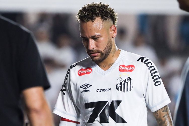 世界杯实时比分-ESPN：桑托斯为内马尔进行PRP治疗，利用其自身血液来加速恢复